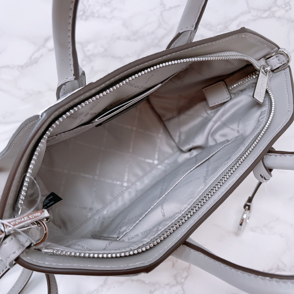 Michael Kors Avril Small Satchel - Picture 5 of 8